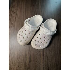junior white with glitter crocs size 3